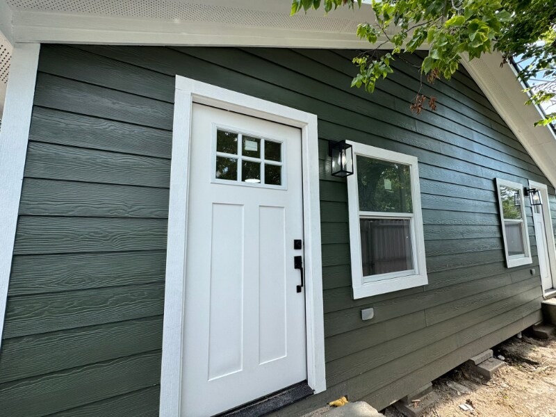Foto principal - 3919 Elysian St