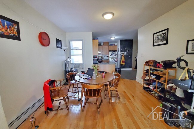 Building Photo - 359 40th Street #UNIT2R