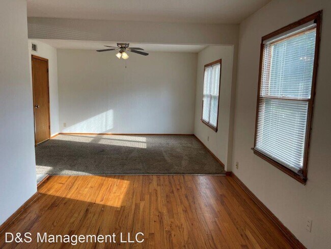 Building Photo - 2 br, 1 bath House - 704 Tollie Dr