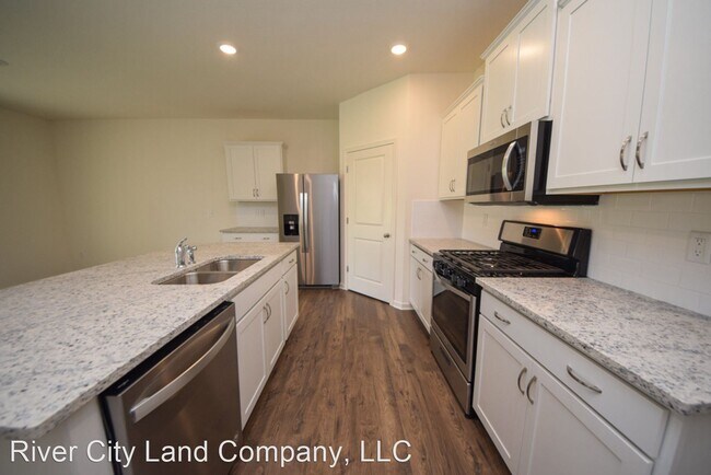 Foto del edificio - 4 br, 2 bath House - 425 Lilly Drive