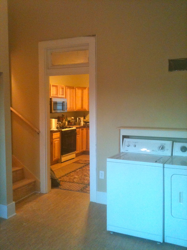 Primary Photo - 401 N Elm St