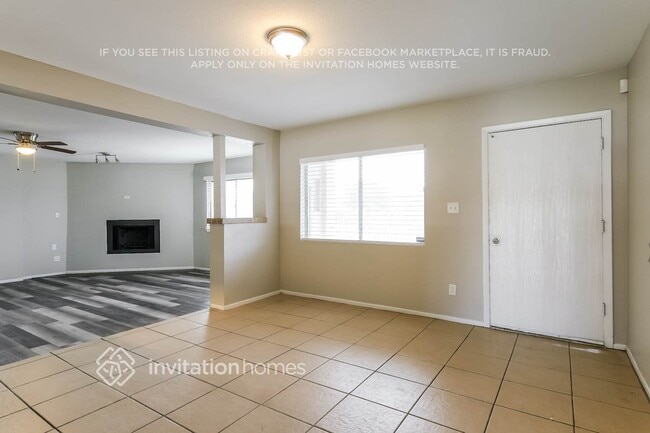 Building Photo - 2228 W Charleston Ave