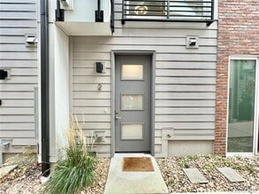 Building Photo - 3411 Albion St Building Photo - 3411 Albion St