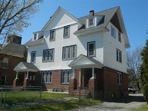 Building Photo - 414 Middleboro Ave