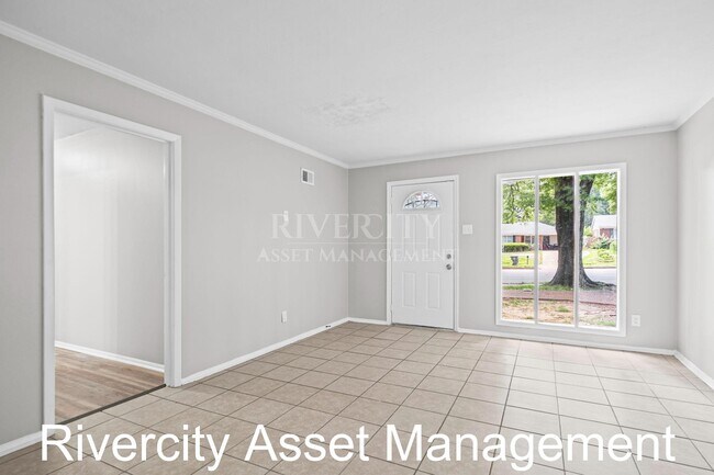 Foto del edificio - 4828 Knight Arnold Rd