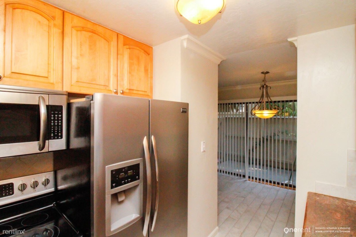 Foto principal - 3013 Kaiser Dr