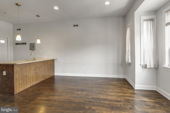 Foto del edificio - 1616 Fairmount Ave