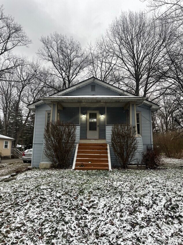 3547 Sanford Ave, Stow, OH 44224 House Rental in Stow, OH