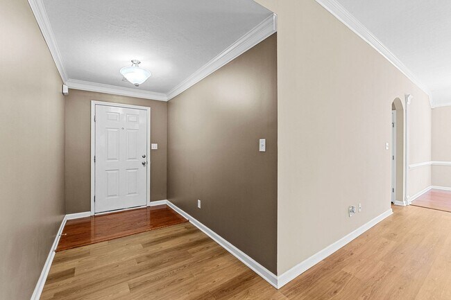 Foto del edificio - 934 Sedgefield Cir