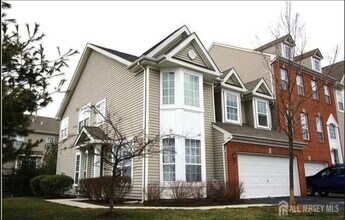 Building Photo - 171 Nathan Dr