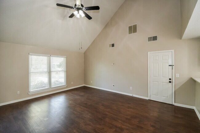 Foto del edificio - 12748 Beaubien Rd