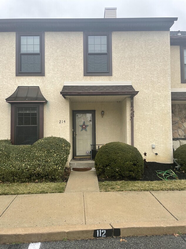214 Allens Ln, Harrison Township, NJ 08062 Townhouse for Rent in