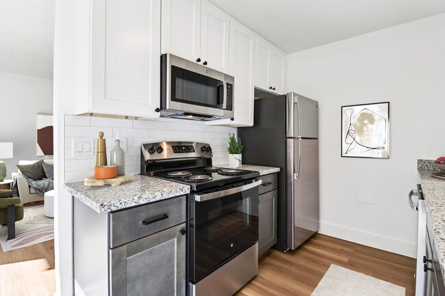 Building Photo - Haven at the Hills