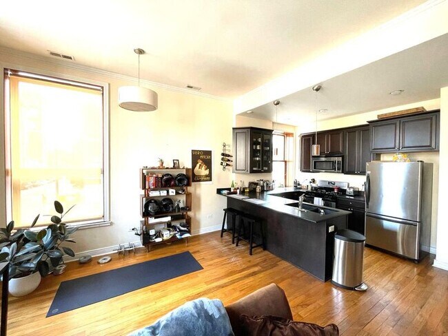 Foto del edificio - 932 N Noble St