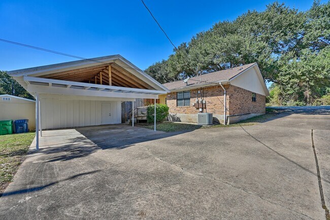 Foto del edificio - 600 E Stone St