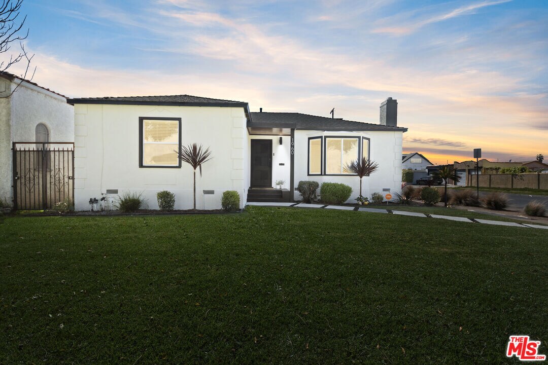 1960 W 82nd St, Los Angeles, CA 90047 House for Rent in Los Angeles