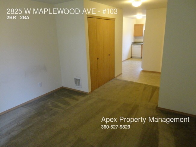 Building Photo - 2825 W Maplewood Ave