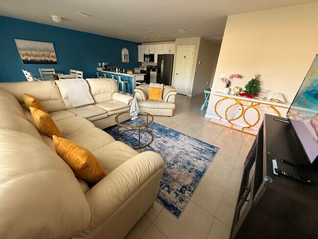 Foto del edificio - 13680 Drysdale Ave