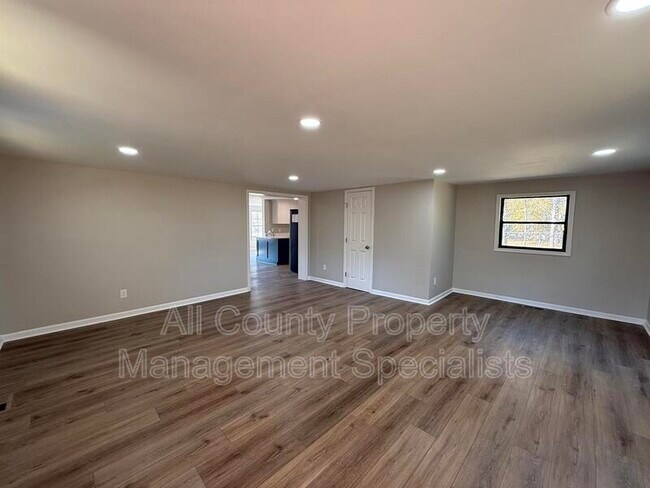 Foto del edificio - 1055 Motley Rd