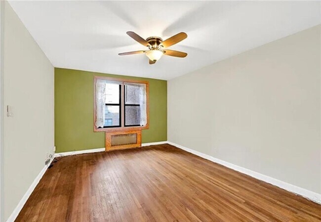 Foto del edificio - 2260 Burnett St