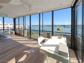 Building Photo - 3430 Gulf Shore Blvd N