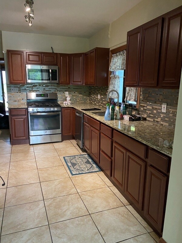 508 School St, Clarks Summit, PA 18411 House for Rent in Clarks