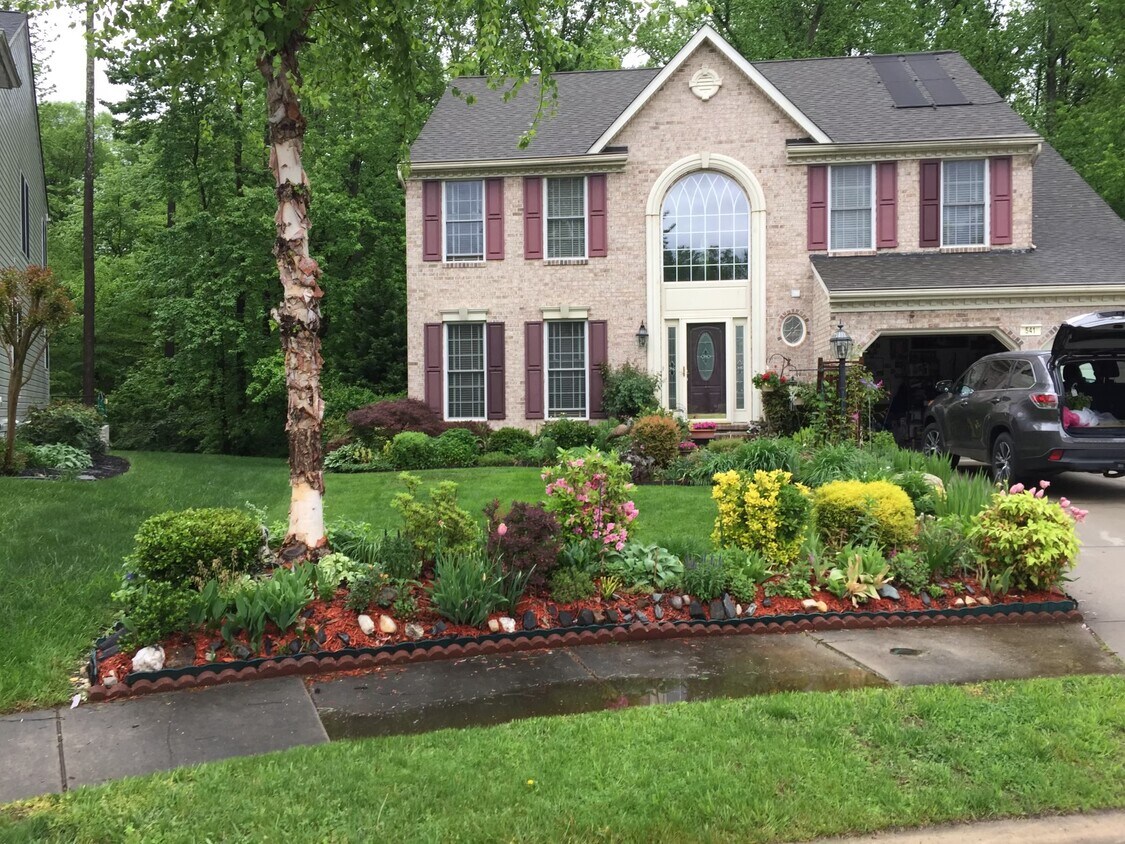 Foto principal - 541 Seven Trails Dr