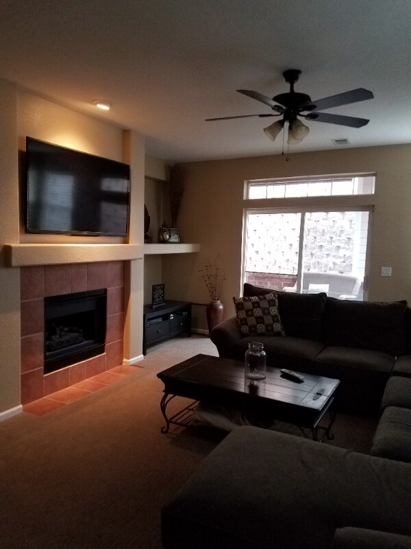 Foto del edificio - 9484 Southern Hills Cir