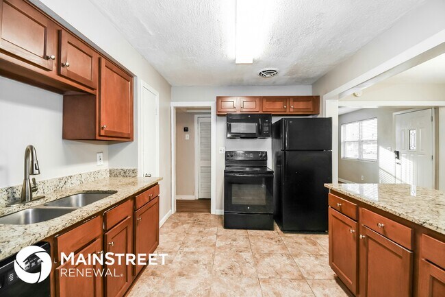 Foto del edificio - 6418 Ballejo Ct N