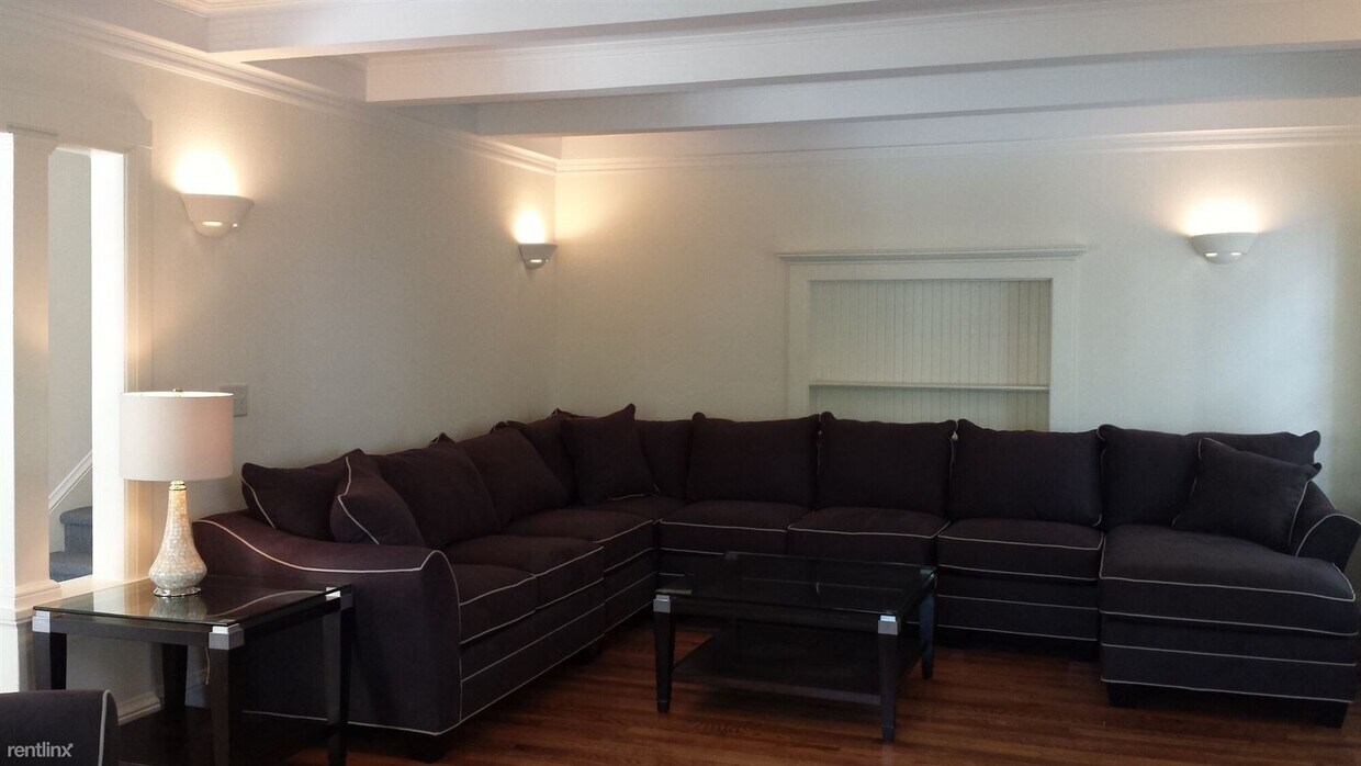 6 br, 3 bath House 115 Dewitt Place Wh... House Rental in Ithaca