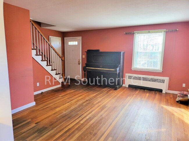 Building Photo - 4 bedroom - Single Family Home for Rent in...