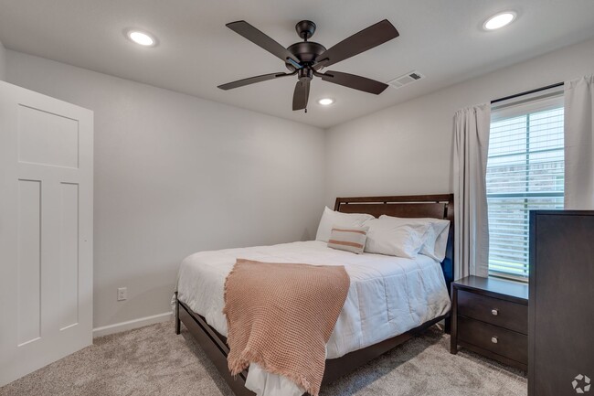 Interior Photo - Maple Park at Riley Farm