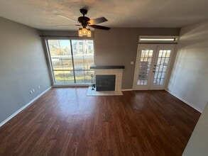 Building Photo - 3414 Country Club Dr W