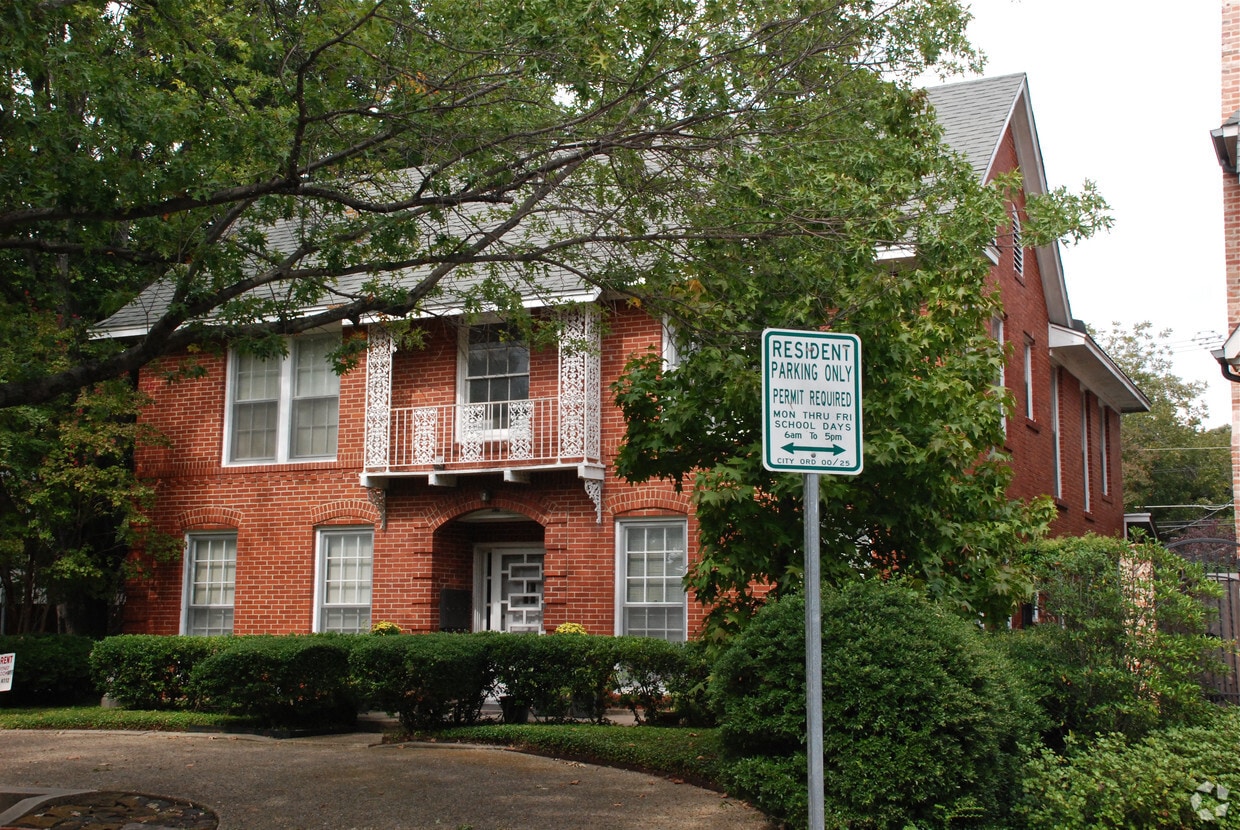 4336 Emerson Ave, Dallas, TX 75205 Apartments in Dallas, TX