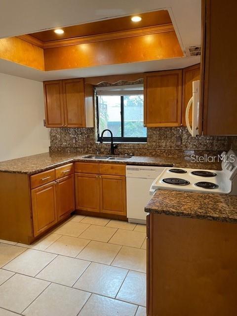 Foto del edificio - 3322 Briarwood Ln