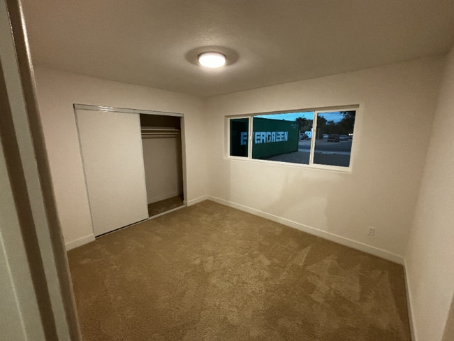 Building Photo - 1733 Ophir Dr