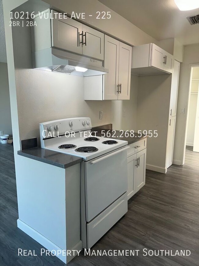 Building Photo - Move In Special! 2 Bed/ 2 Bath Spacious Ap...