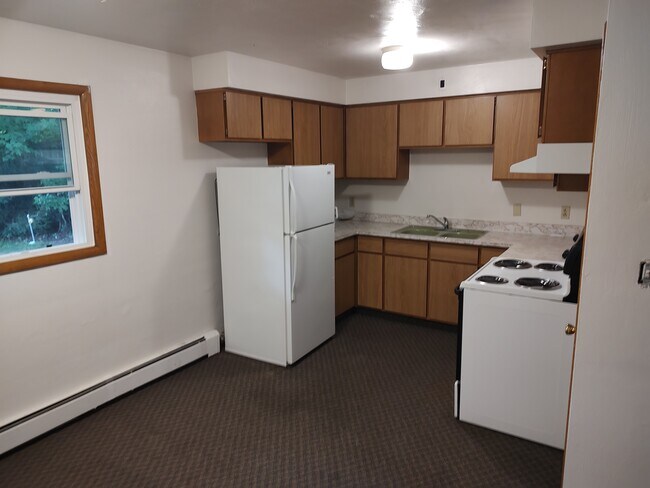 Kitchen - 3 Sandy Dr
