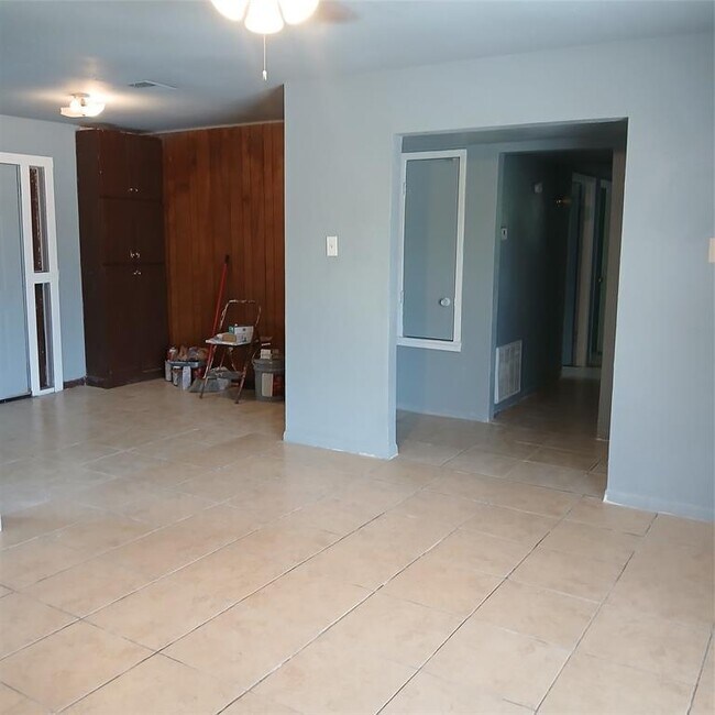 Foto del edificio - 11239 Spottswood Dr