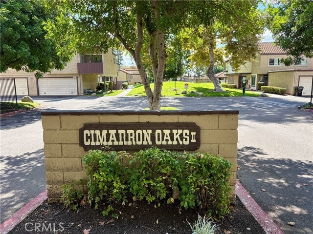 Building Photo - 9405 Mesa Verde Dr