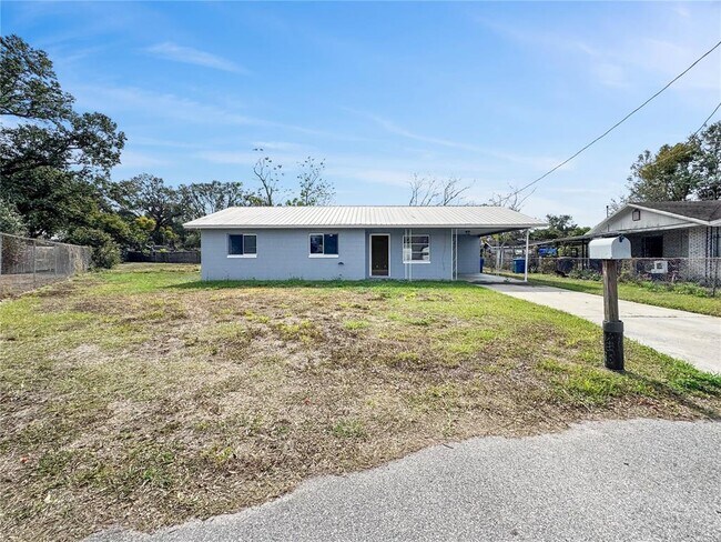 Foto del edificio - 517 3rd Ct SW