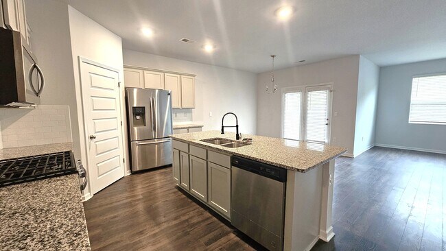 Building Photo - 1219 Sambar Cir