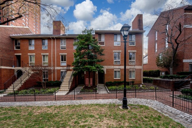 Foto del edificio - 35 Andrew Pl