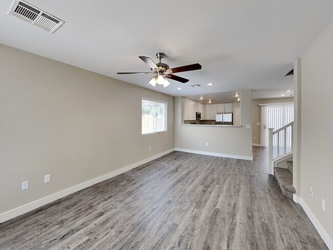 Building Photo - 9293 Hainsworth Ave