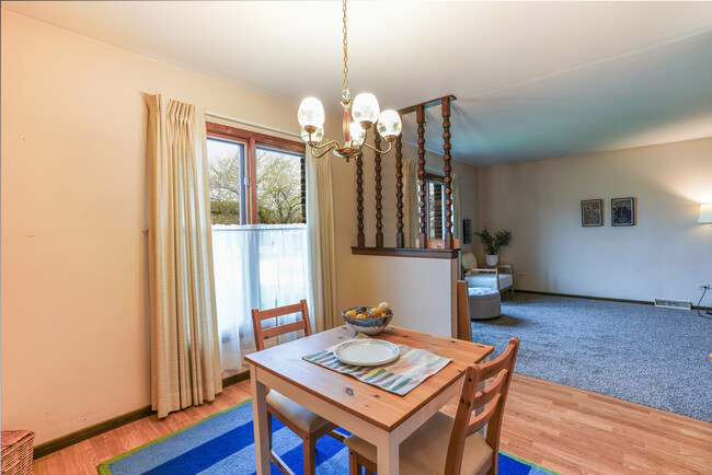 Foto del edificio - 16753 Highview Ave