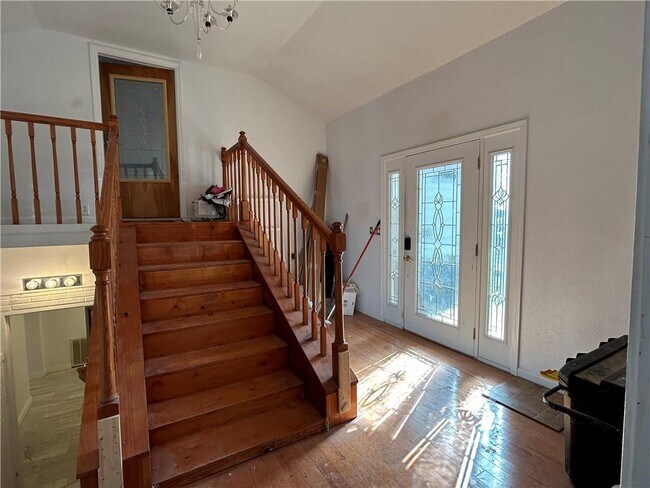 Building Photo - 16698 Cypress Ln