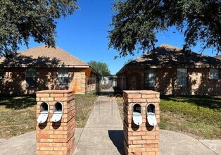 Building Photo - 1913 Villa Linda Ave