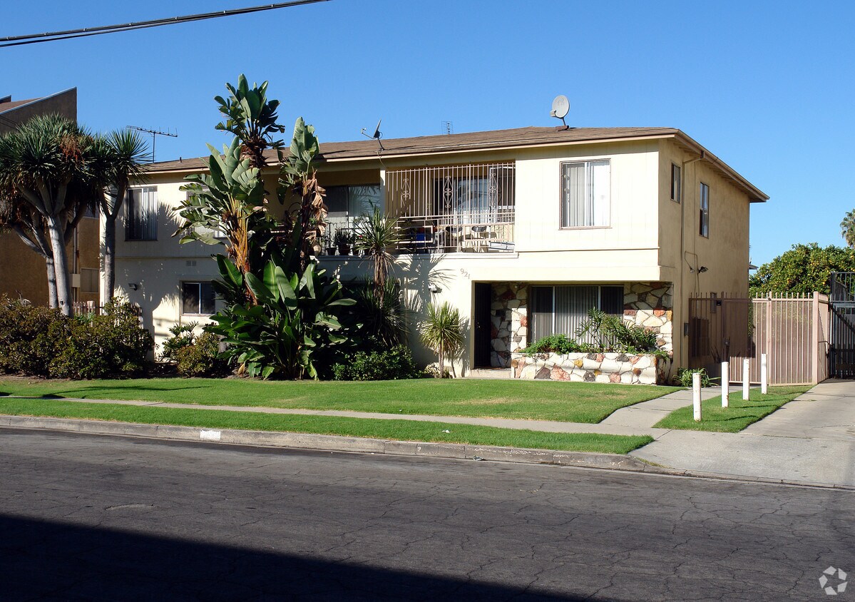 Primary Photo - 921 N Inglewood Ave
