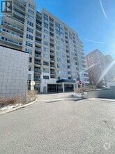 Building Photo - 330-330 Titan Private