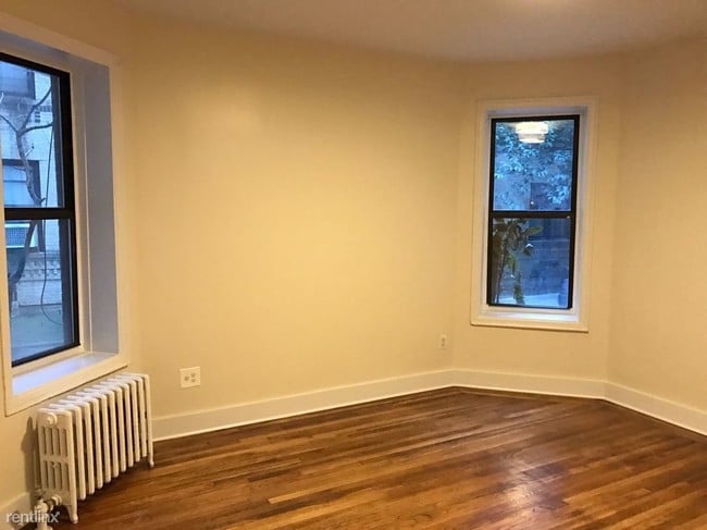 Building Photo - 500 Saint Johns Pl